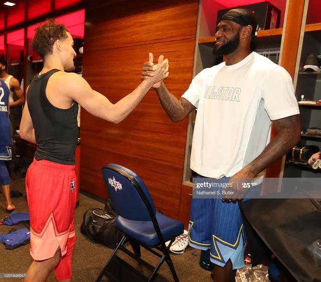 核心后卫 核心后卫